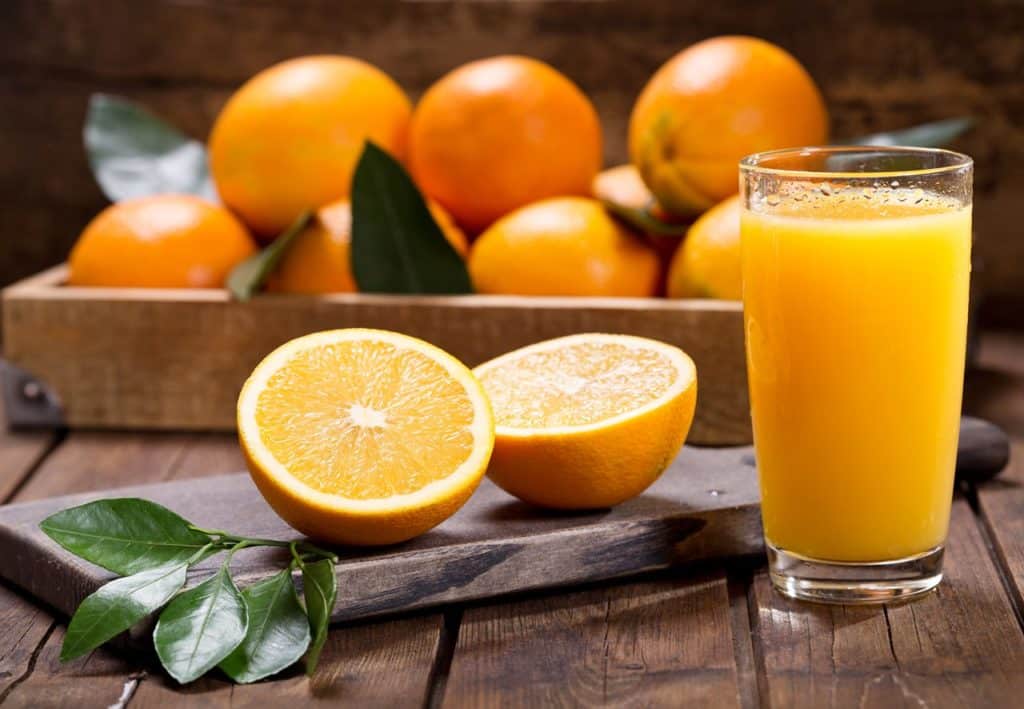 Zumo de naranja. Shutterstock