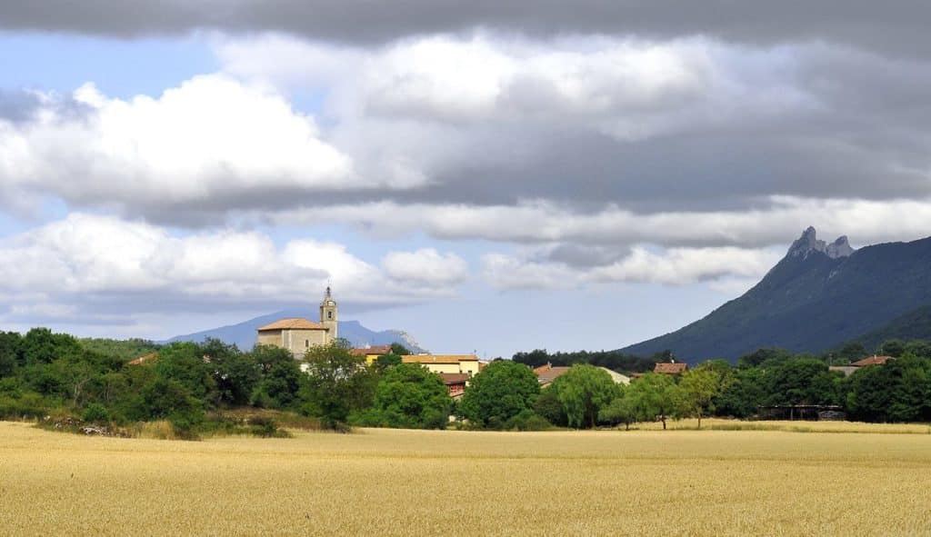 El pueblo de España que ofrece una casa por 166 euros al mes