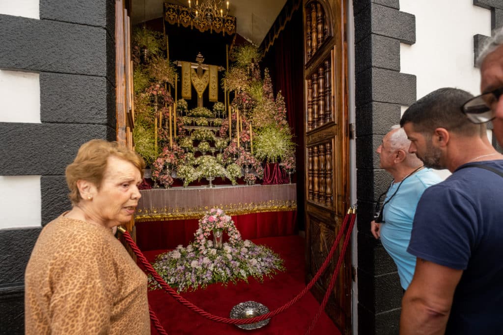 El contenido artístico se suma al religioso.