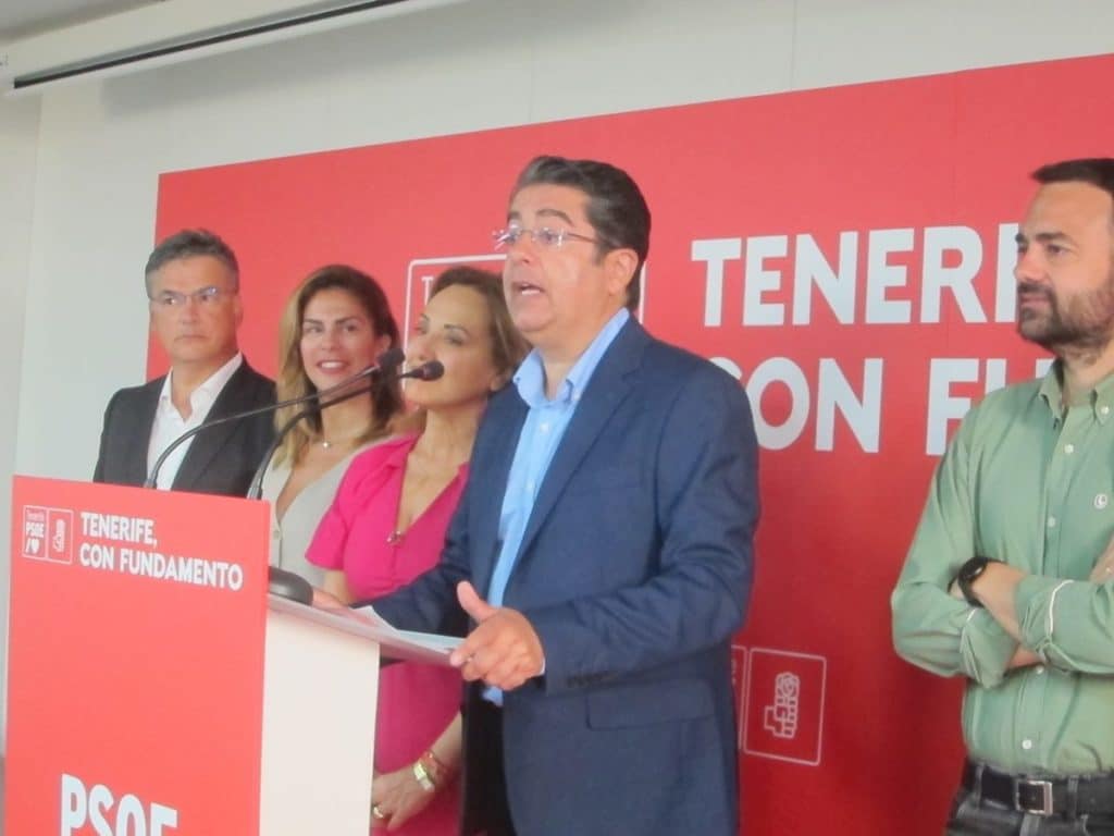 Pedro Martín (PSOE) no ve "imposible" seguir gobernando el Cabildo de Tenerife
