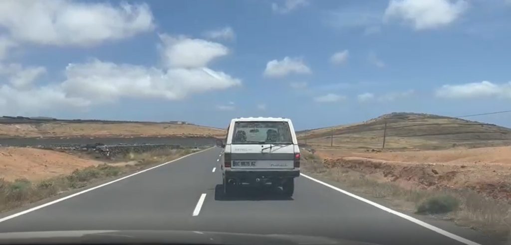 Un vecino detiene a un conductor temerario en Lanzarote: "Perdí hasta las cholas"