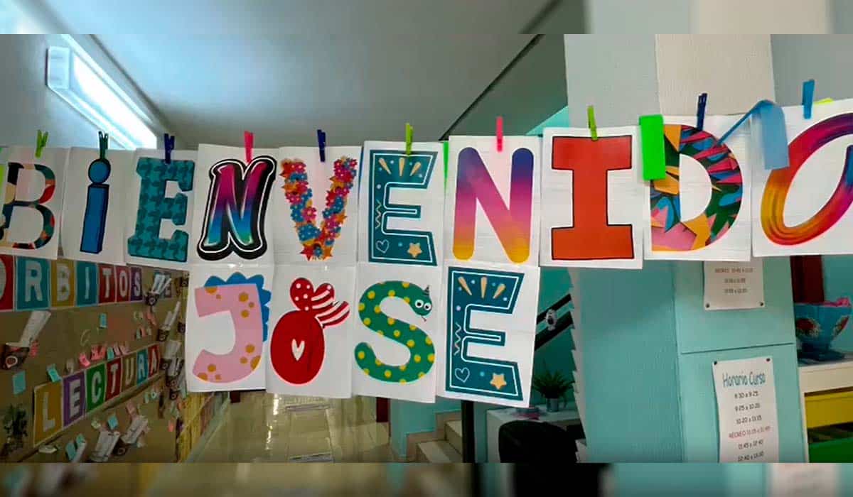 La emotiva vuelta al cole de José en Tenerife tras dos años luchando contra una leucemia