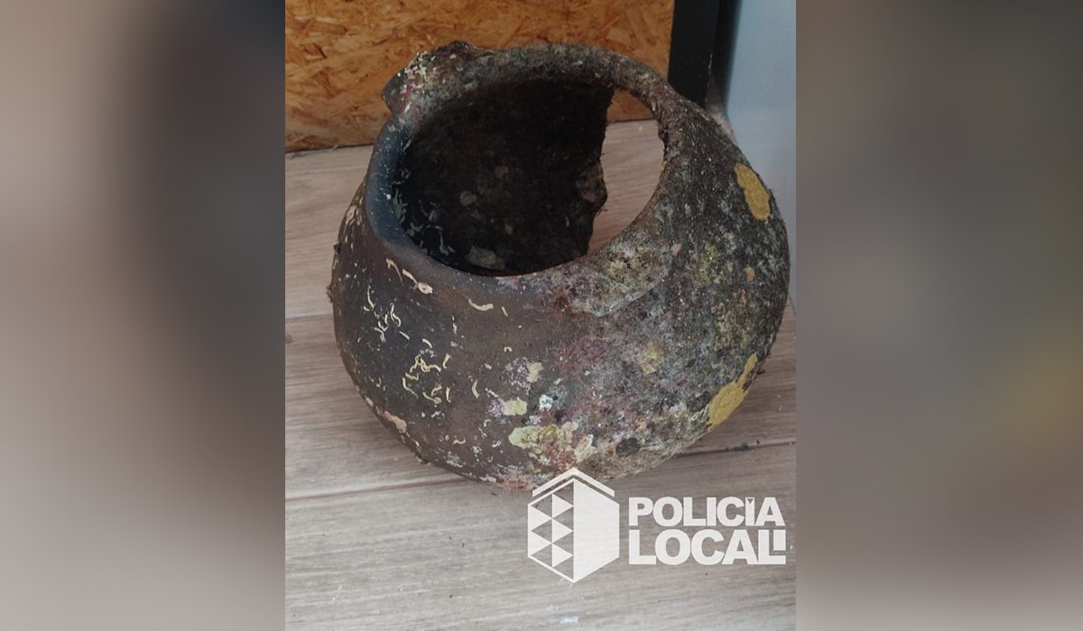 Analizan una vasija antigua que fue hallada en aguas de Santa Cruz de Tenerife