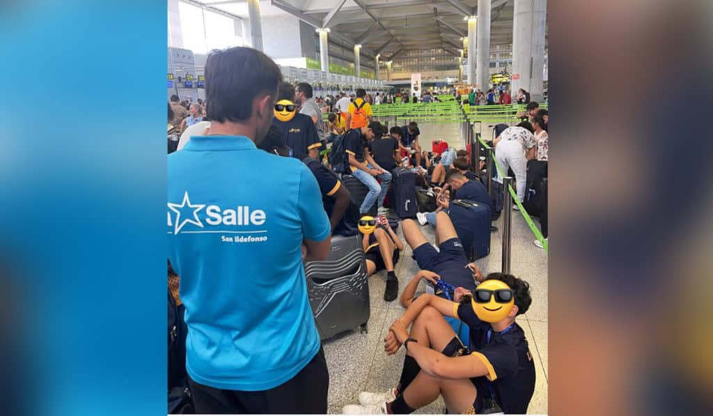 40 niños y niñas tinerfeños, tirados en el aeropuerto de Málaga