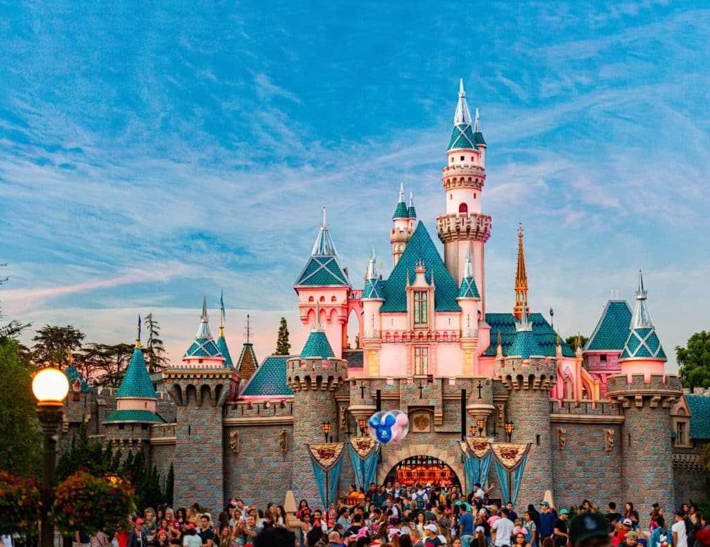 ¿Dónde viven los trabajadores de Disneyland? Una usuaria de TikTok enseña el lugar donde se alojan