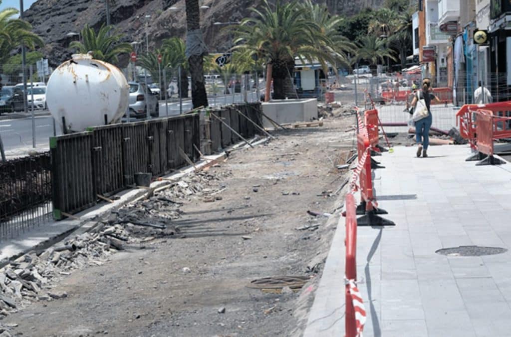 Las obras de la calle Dique, en San Andrés, se prolongarán hasta septiembre
