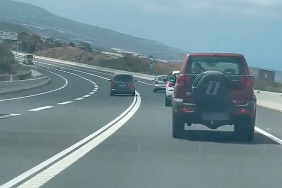 Conducción temeraria en Tenerife: invade el carril contrario en la TF-1 ...