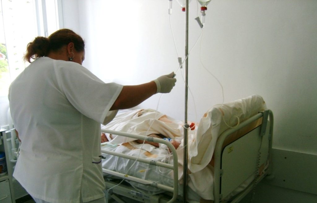 Satse afirma que Canarias cerrará durante el verano 100 camas hospitalarias
