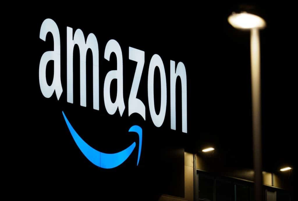 Multa de 194 millones a Apple y Amazon por restringir la competencia en la web de Amazon España