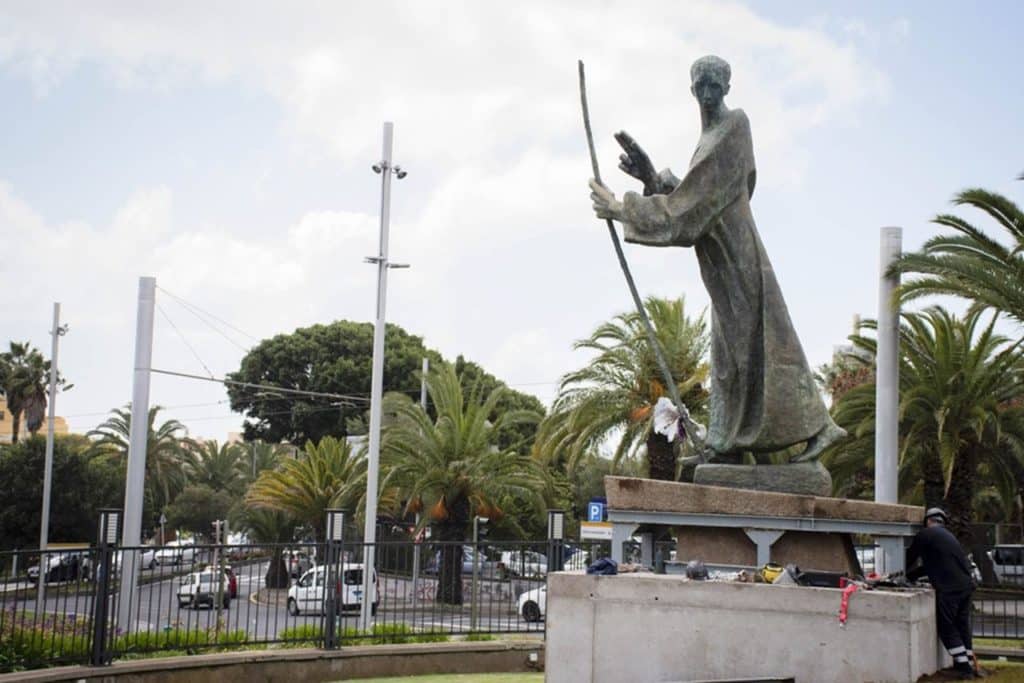 La Laguna restaurará la escultura del Padre Anchieta