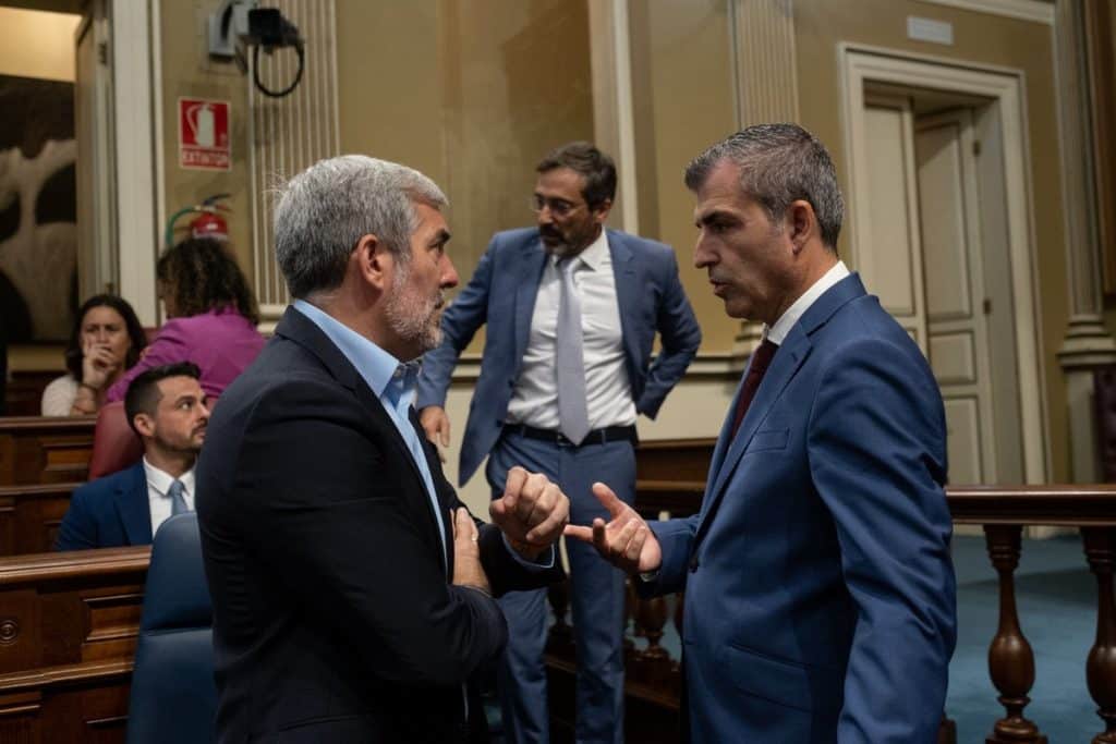 Coalición Canaria se desmarca de su propio socio y desdeña a Núñez Feijóo: “No tiene ninguna posibilidad”
