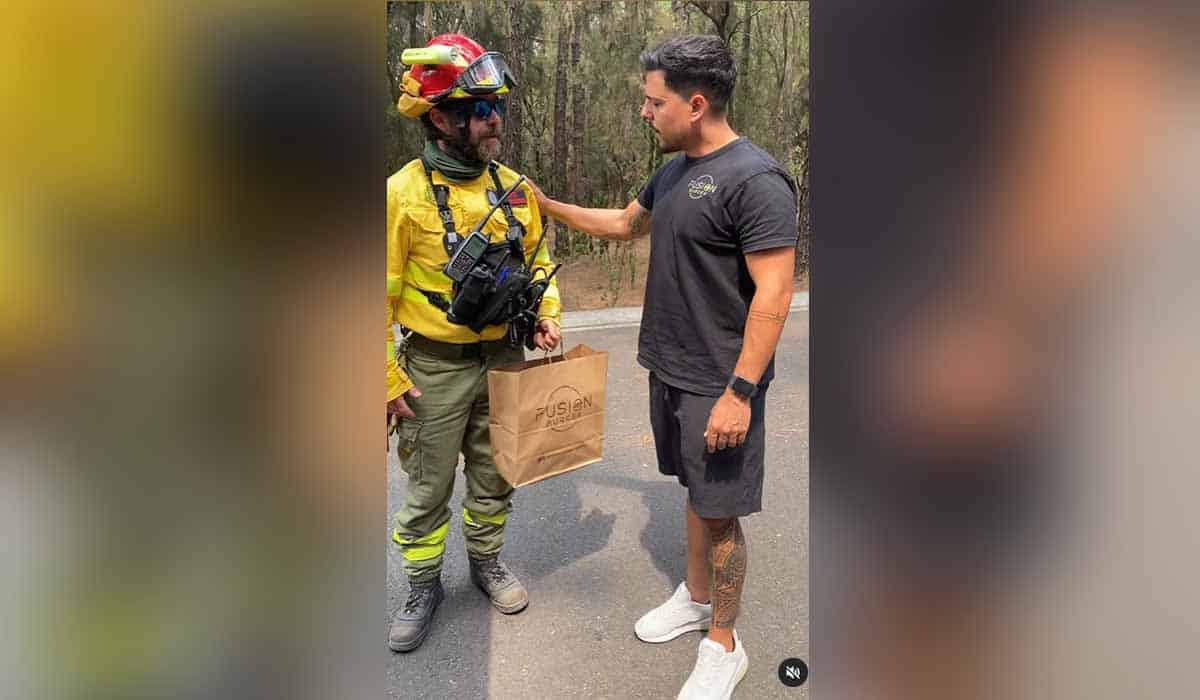 Hamburguesas en primera línea de fuego: el local que ofrece comida a los bomberos en el incendio de Tenerife
