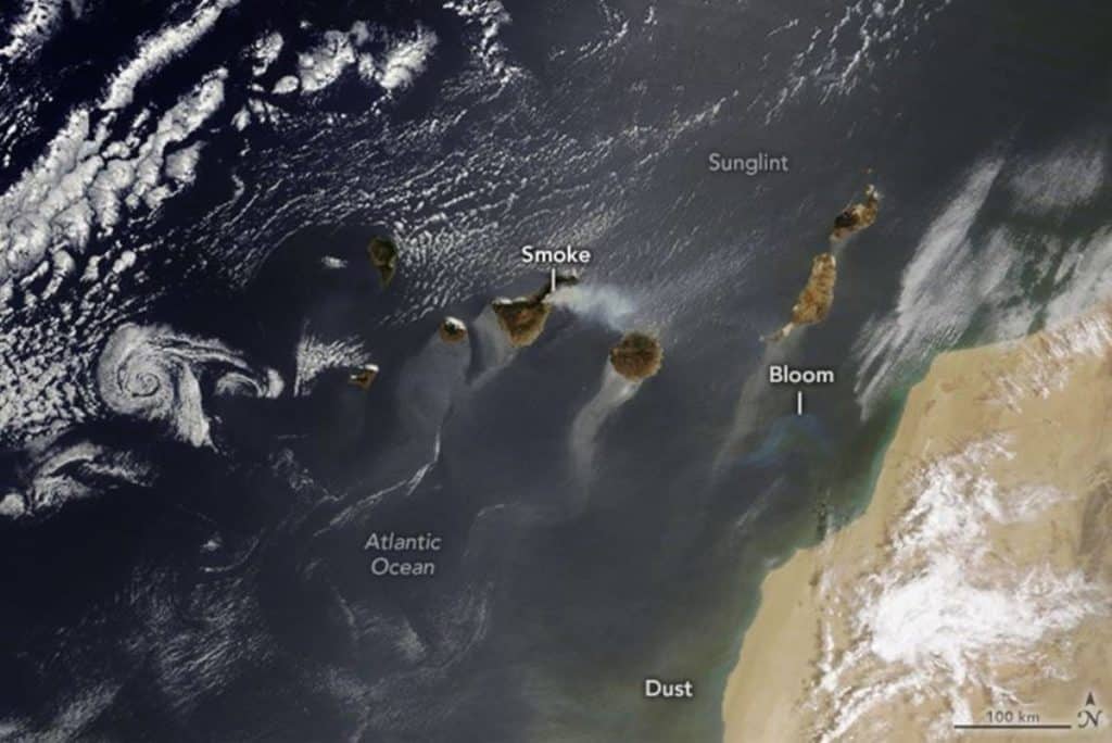 La mezcla de eventos naturales que rodean a Canarias y que la NASA ha captado en una foto