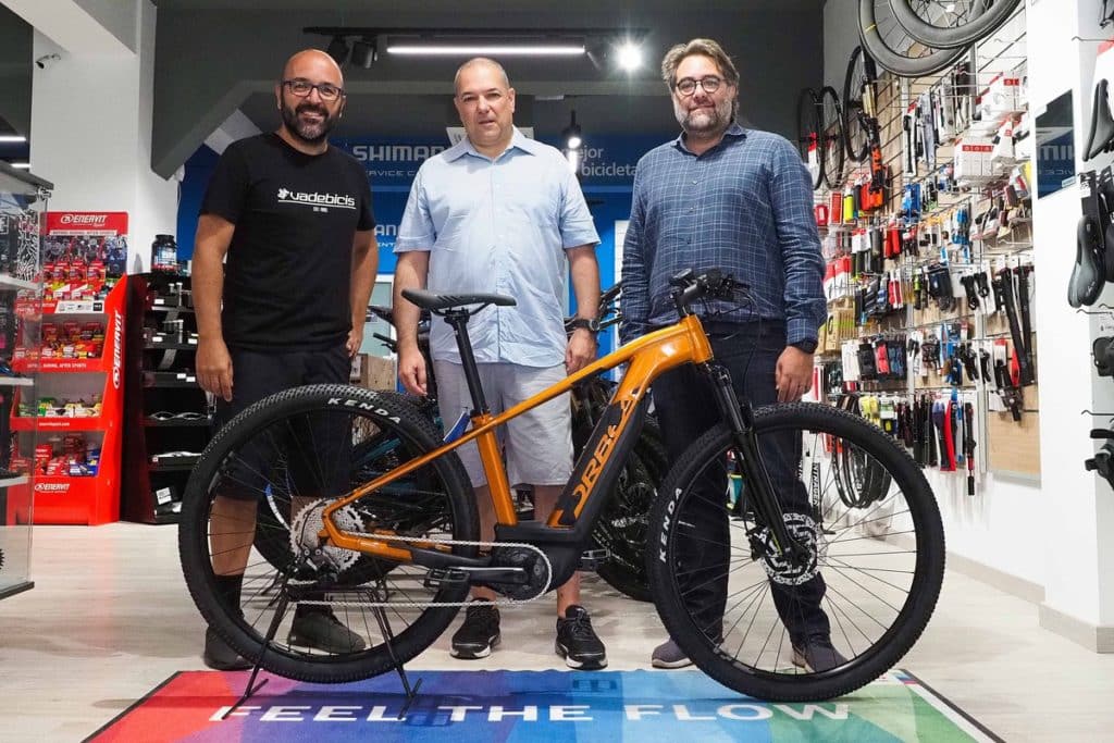 Antonio Ángel Acosta se convierte en el tercer ganador de la bicicleta del DIARIO