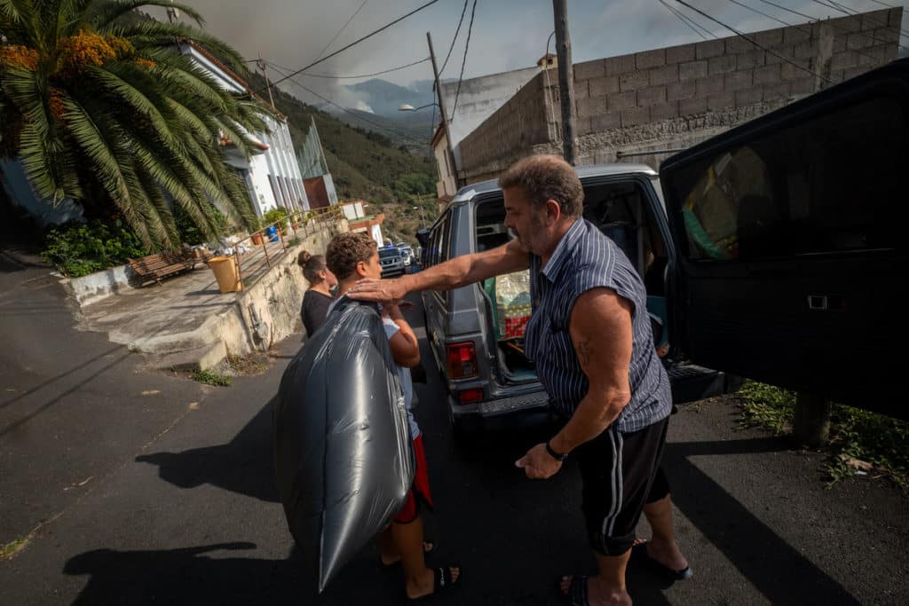 Ashotel ofrece camas para alojar a los evacuados por el incendio de Tenerife
