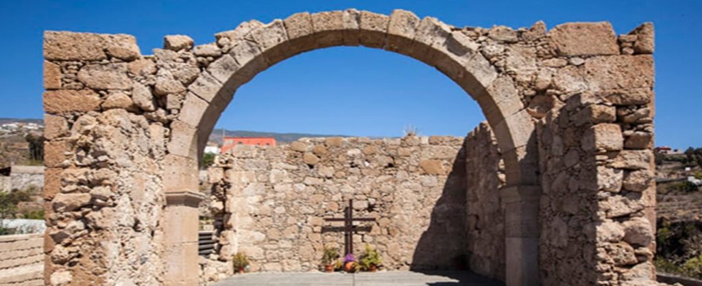 Las curiosas (e 'instagrameables') ruinas en Tenerife que sobreviven con tres paredes y un arco