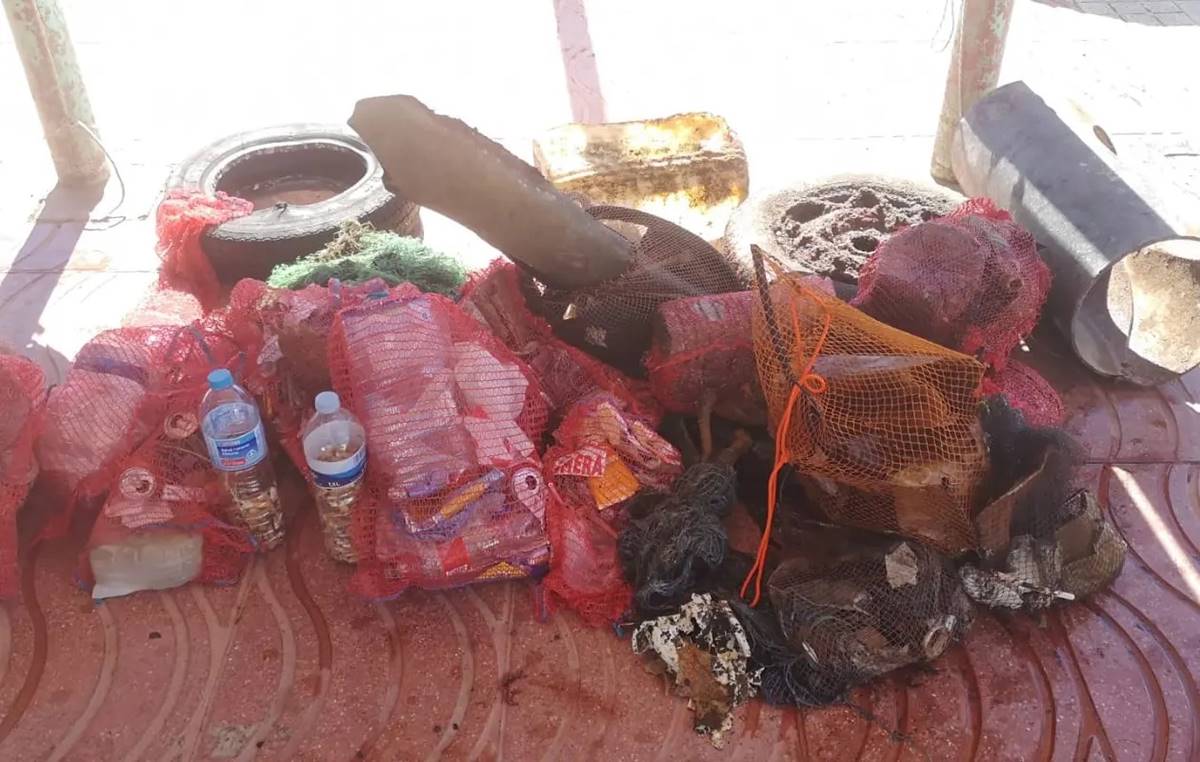 Los fondos marinos de Canarias están llenos de basura: retiran 419 kilos de residuos en ellos