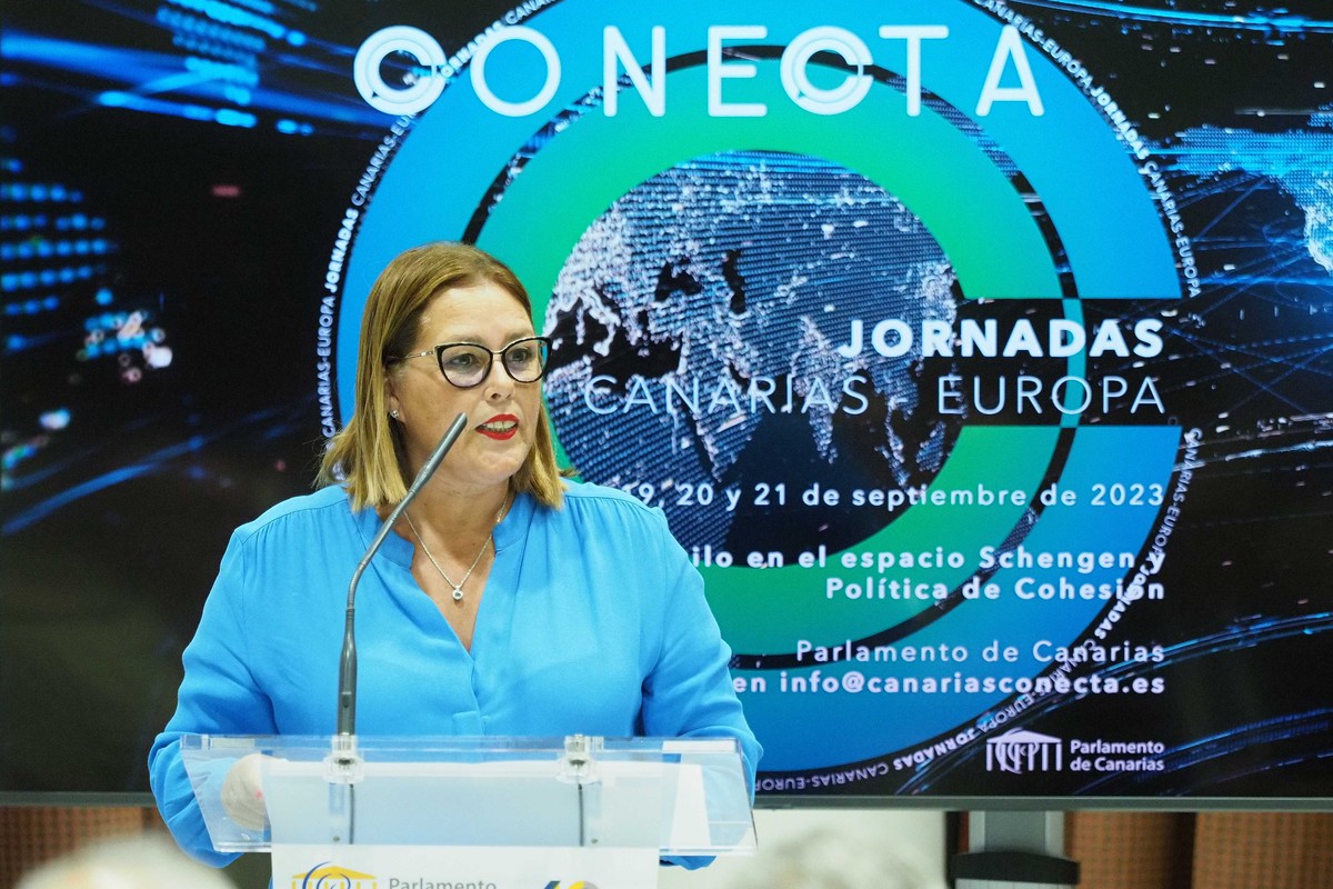 Astrid Pérez, en la apertura de las Jornadas Conecta Canarias-Europa.