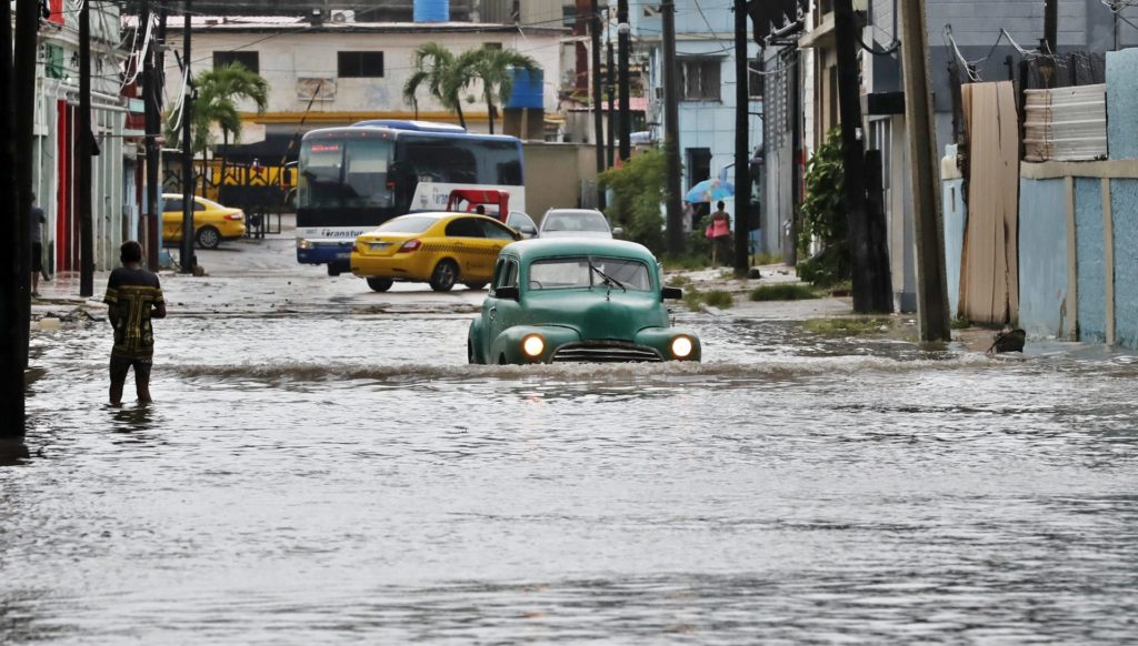 Las fuertes lluvias fueron la principal consecuencia del paso de Idalia por Cuba./ E.E.