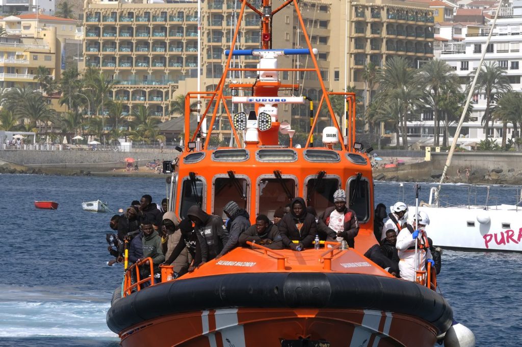 Más de 14.900 migrantes han llegado a Canarias de forma irregular en 2023