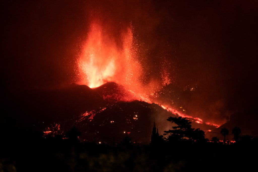 Boca explosiva en el volcán de La Palma