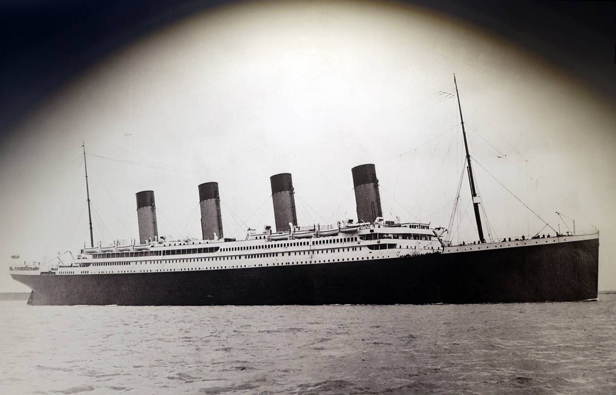Sangre de drago: el tesoro canario que viajó en el Titanic
