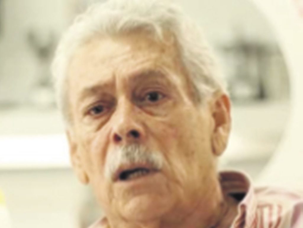 El Toscal despide a Salvador Romero, ‘Sarva’, su peluquero más conocido y apreciado