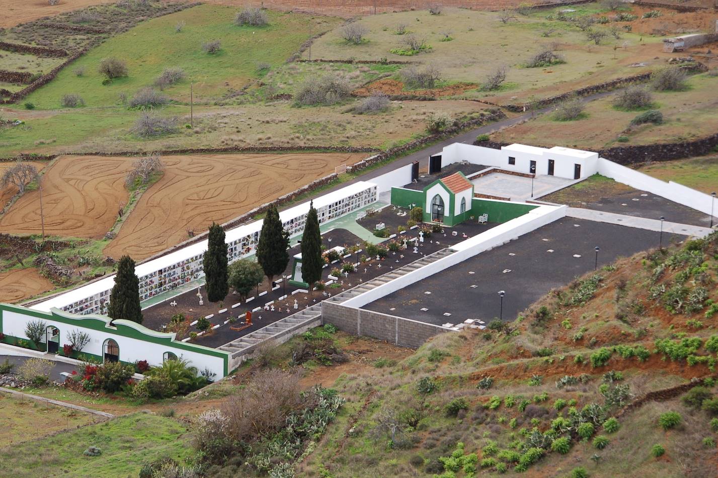 La ruta canaria se cobra una vida: entierran hoy al migrante fallecido que llegó el pasado martes a El Hierro