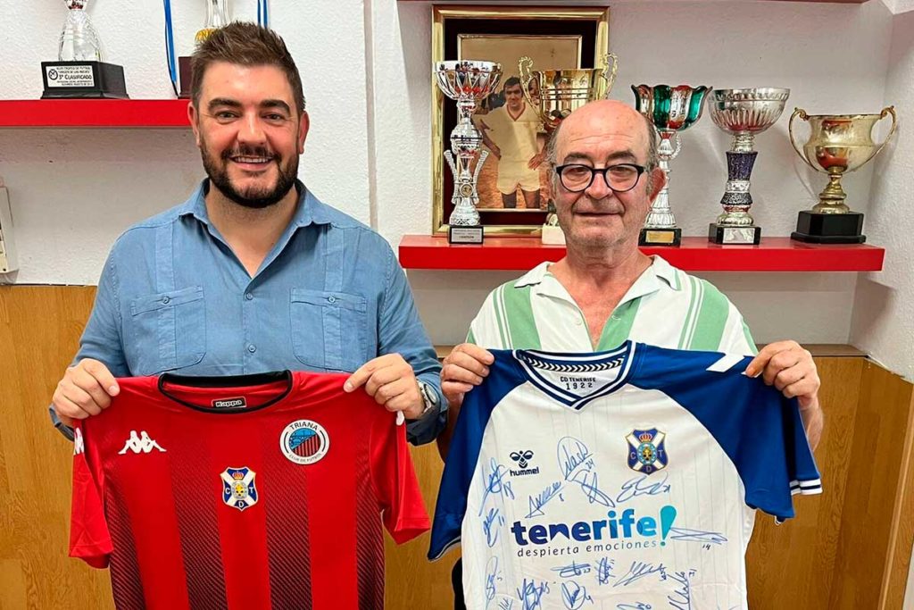 El Tenerife firma un convenio de colaboración con el histórico club sevillano Triana CF