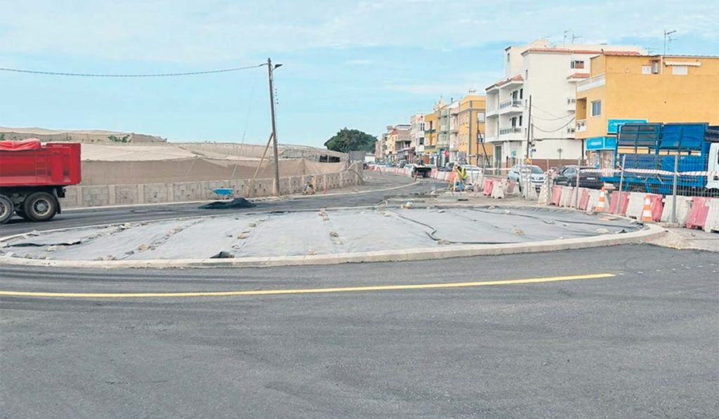 El Cabildo de Tenerife abre hoy al tráfico la nueva rotonda de Guargacho