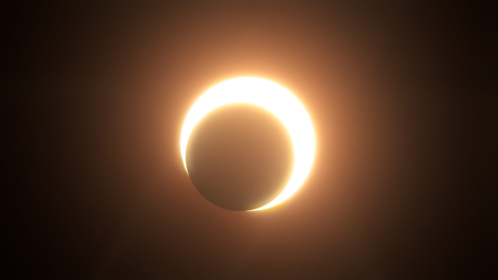 Malas noticias para los que quieran ver el eclipse anular desde Canarias