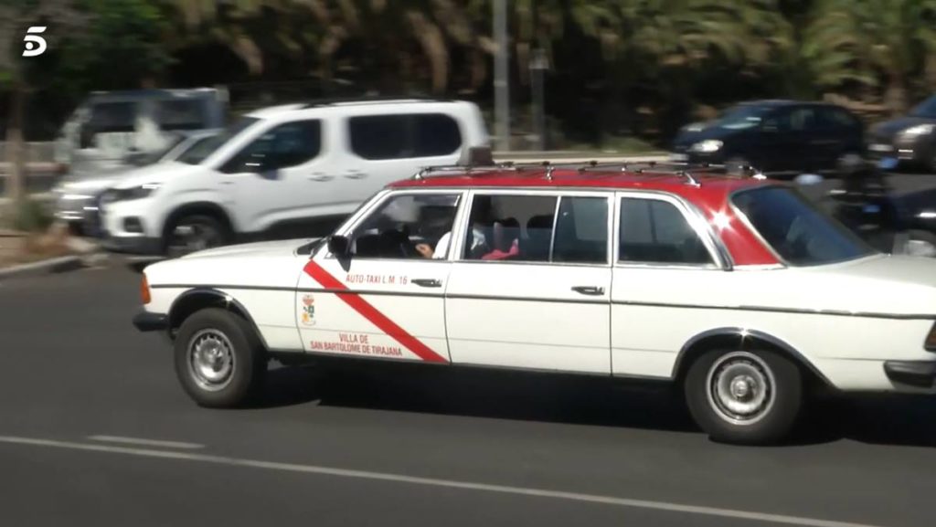 El Dominguito, el taxi de Canarias que ha hecho siete millones de kilómetros: lleva circulando desde 1988