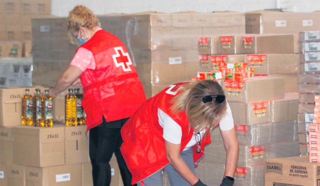 Las ONG del sur de Tenerife se movilizan para repartir alimentos y juguetes