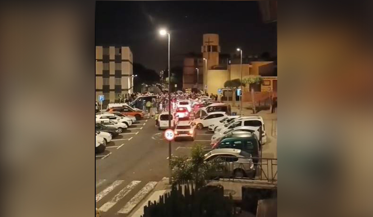 Pelos de punta: así fue la emocionante llegada de Bambones a El Cardonal tras ganar el concurso de murgas