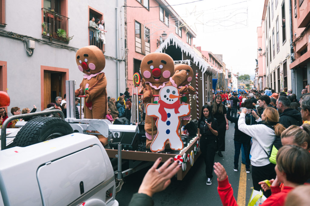 La Cabalgata de los Reyes Magos colma de alegría y fantasía La Laguna 