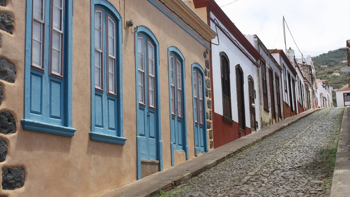 Este es el municipio más pobre de Canarias: menos de 2.000 personas viven en él y es un "monumento a la naturaleza"