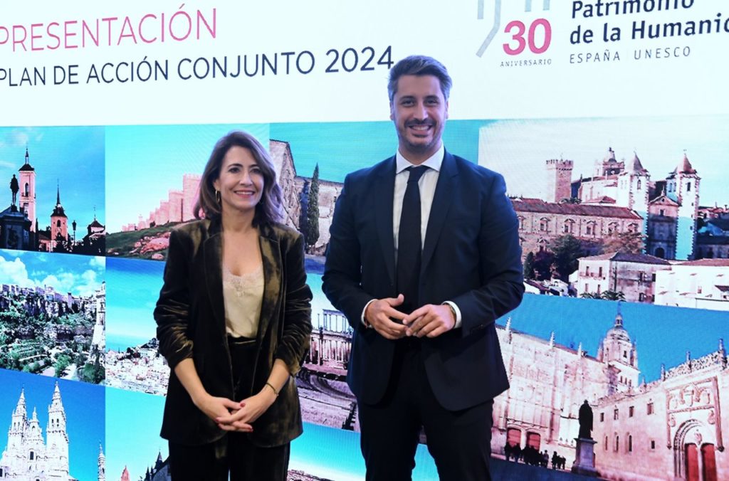 Luis Yeray Gutiérrez y Raquel Sánchez Jiménez, en Fitur.