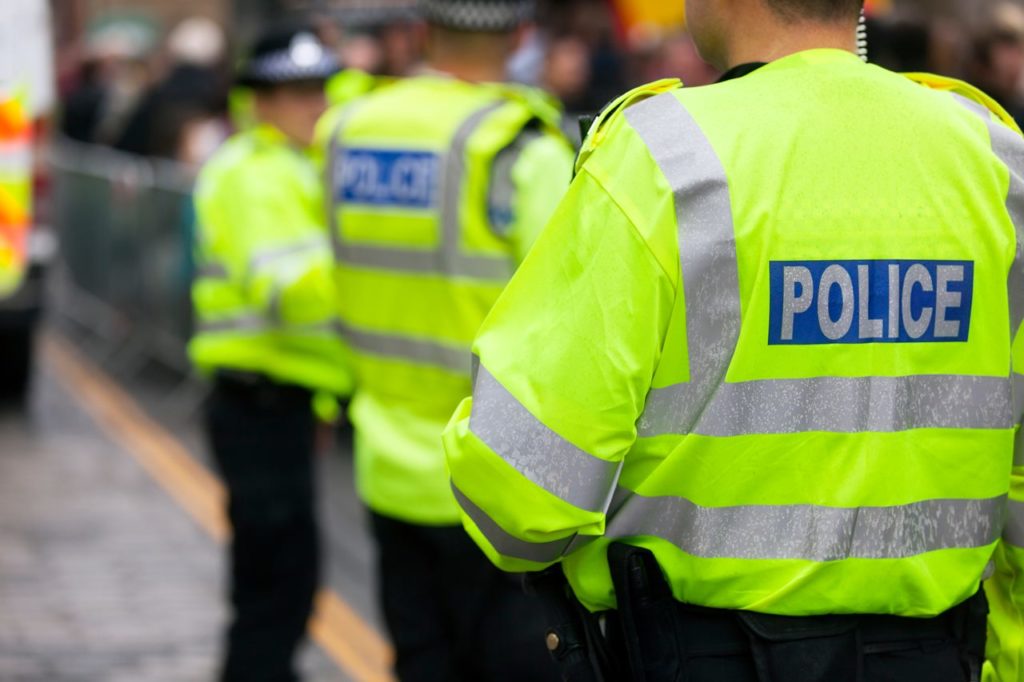 Policía de Reino Unido. Shutterstock