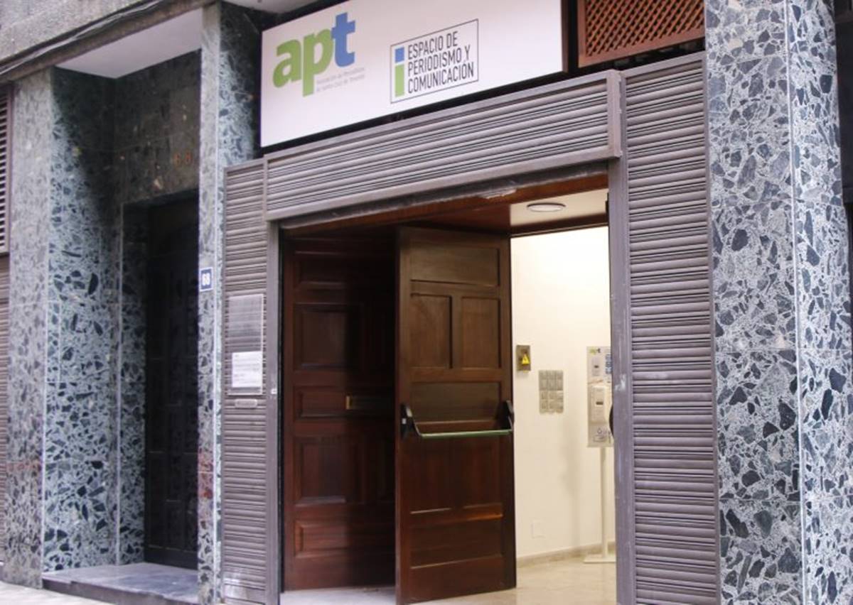 La Asociación de Periodistas acusa de "manipulación" a la productora de Conecta Canarias