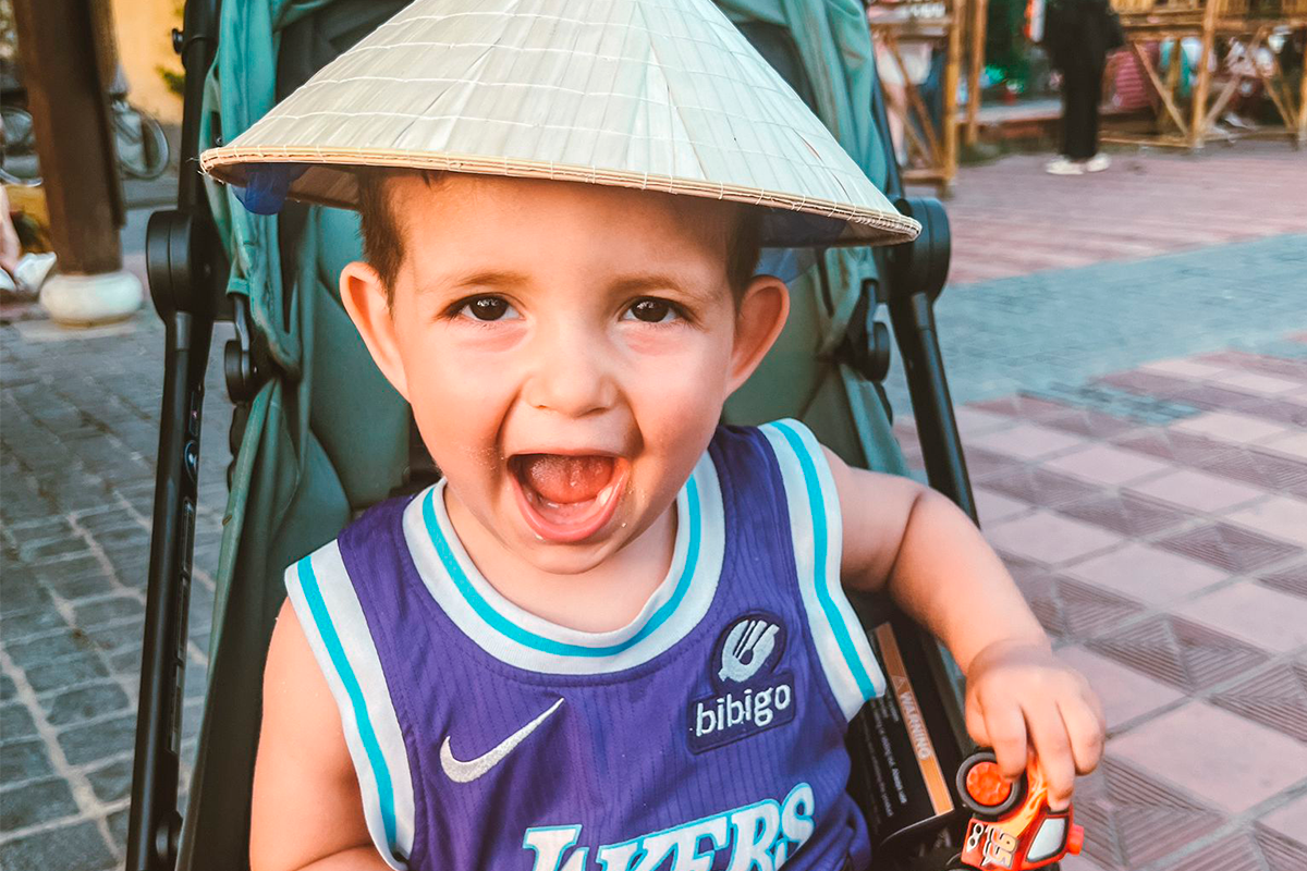 Logan, el bebé viajero de Tenerife que ha visitado 30 países con tan solo dos años y medio