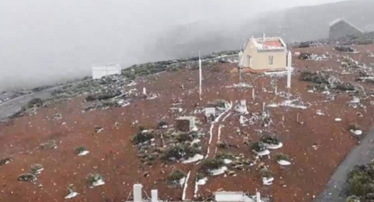 La DANA provoca la segunda nevada en 24 horas en el Parque Nacional del Teide