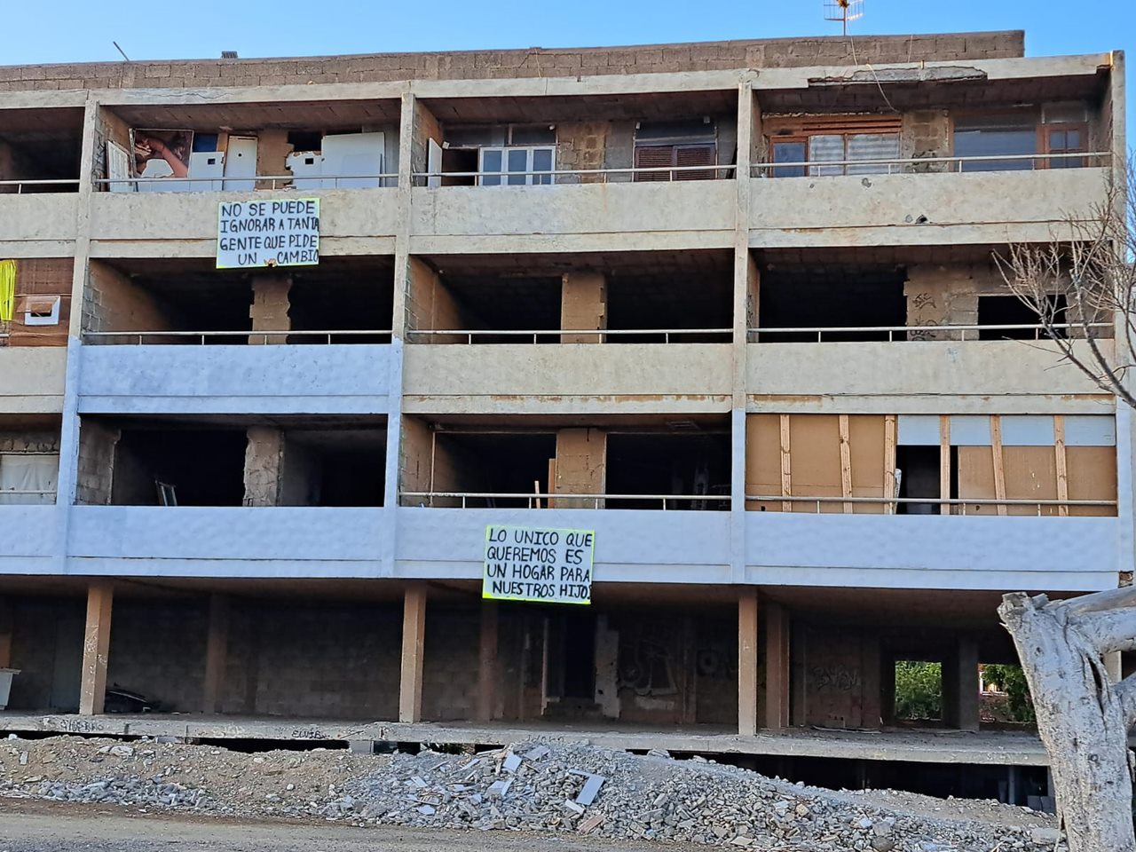 El inmueble afectado, situado en Costa del Silencio, en el municipio de Arona. DA