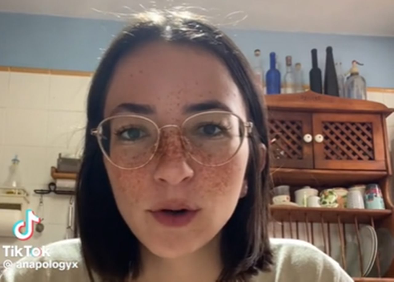 @Anapologyx (TikTok)