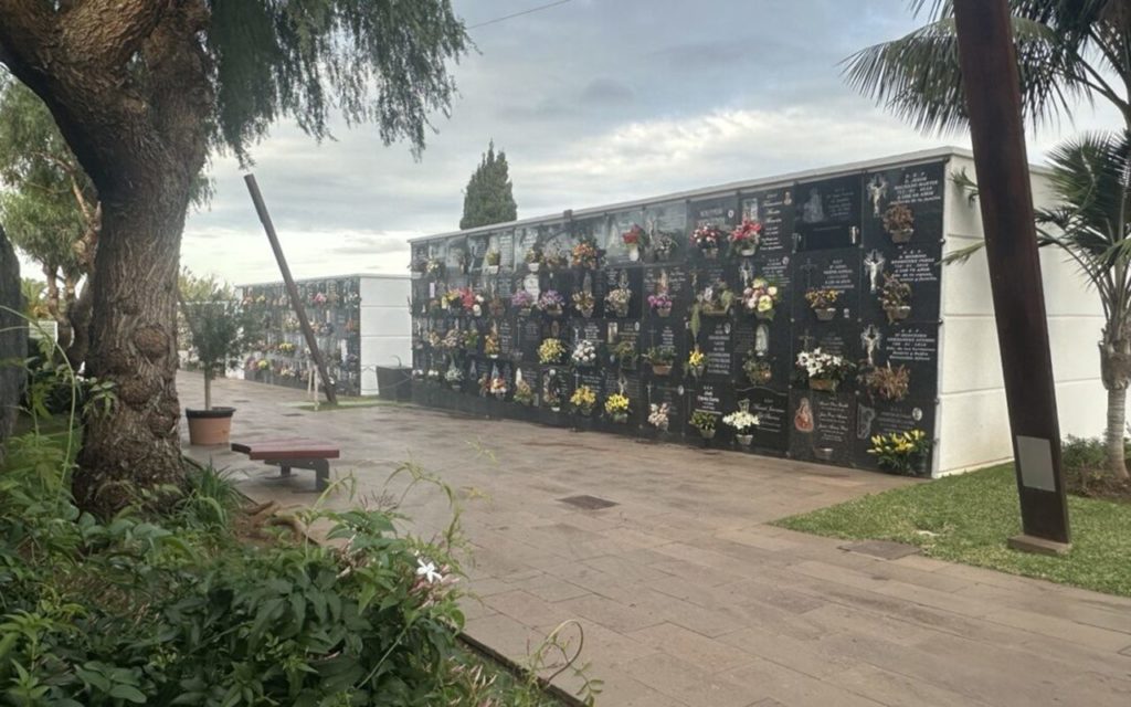Condenan el "bochornoso" ataque al cementerio de Tacoronte