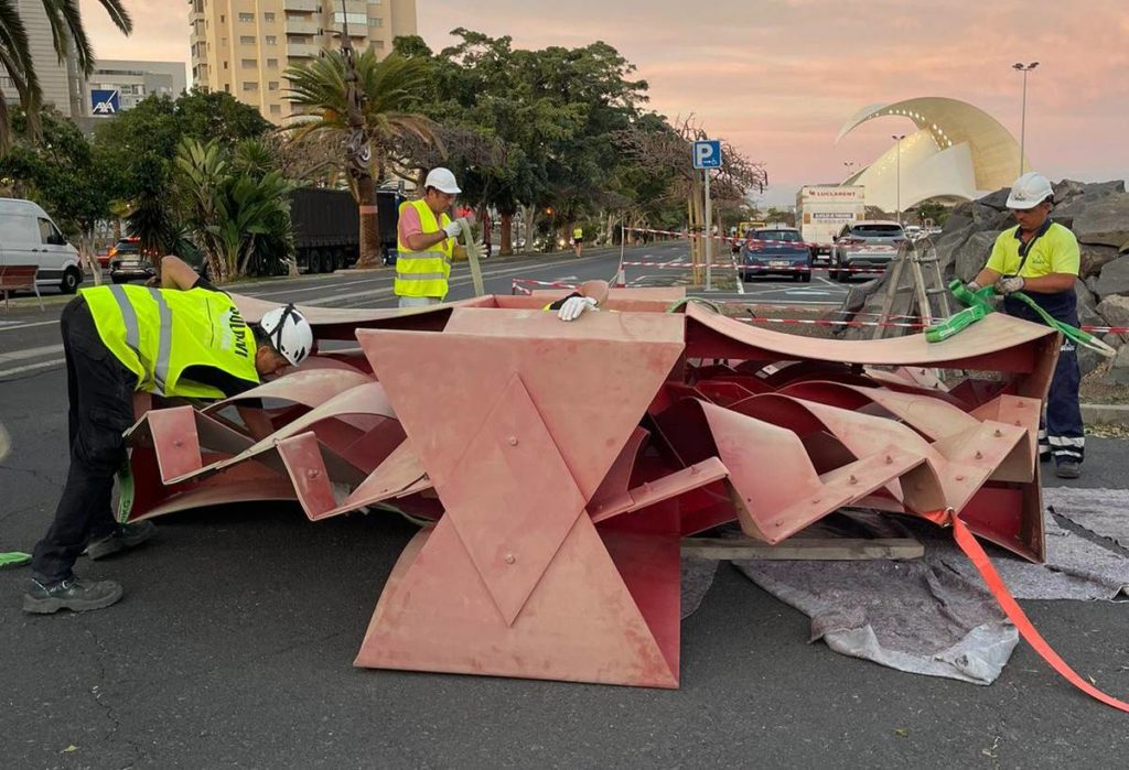 Sol Rojo, la prestigiosa escultura que podrás ver en Santa Cruz de Tenerife renovada y con nueva ubicación