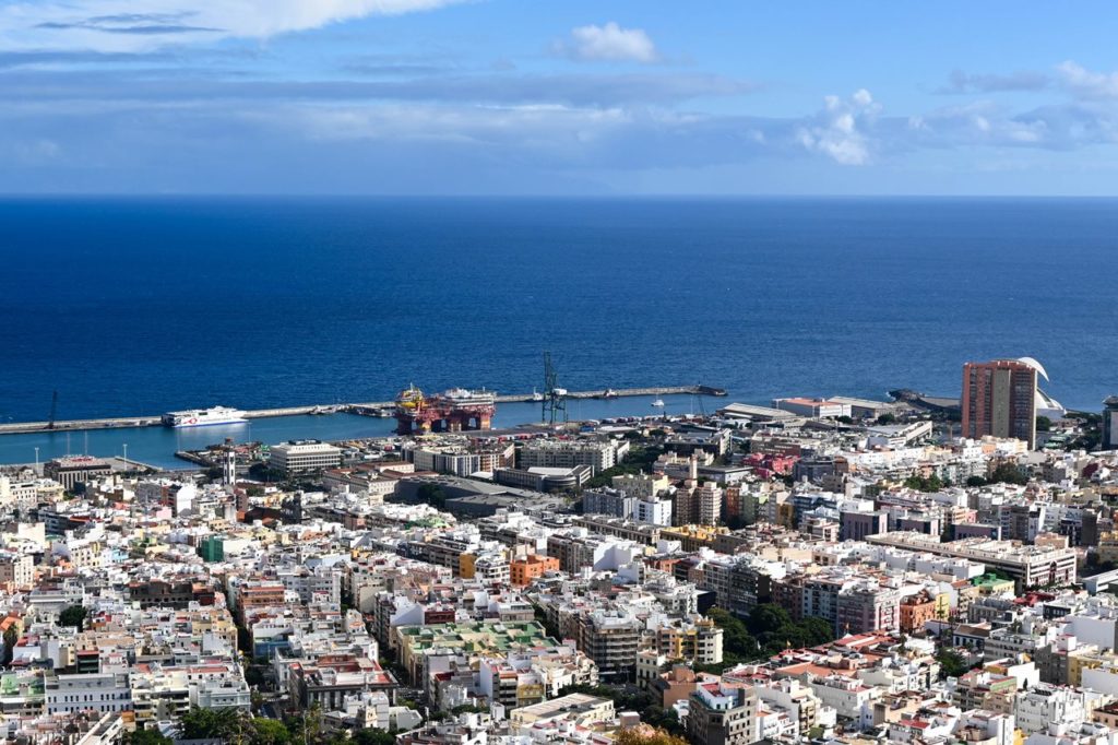 La mitad de los coches no podrían circular por el centro de Santa Cruz de Tenerife