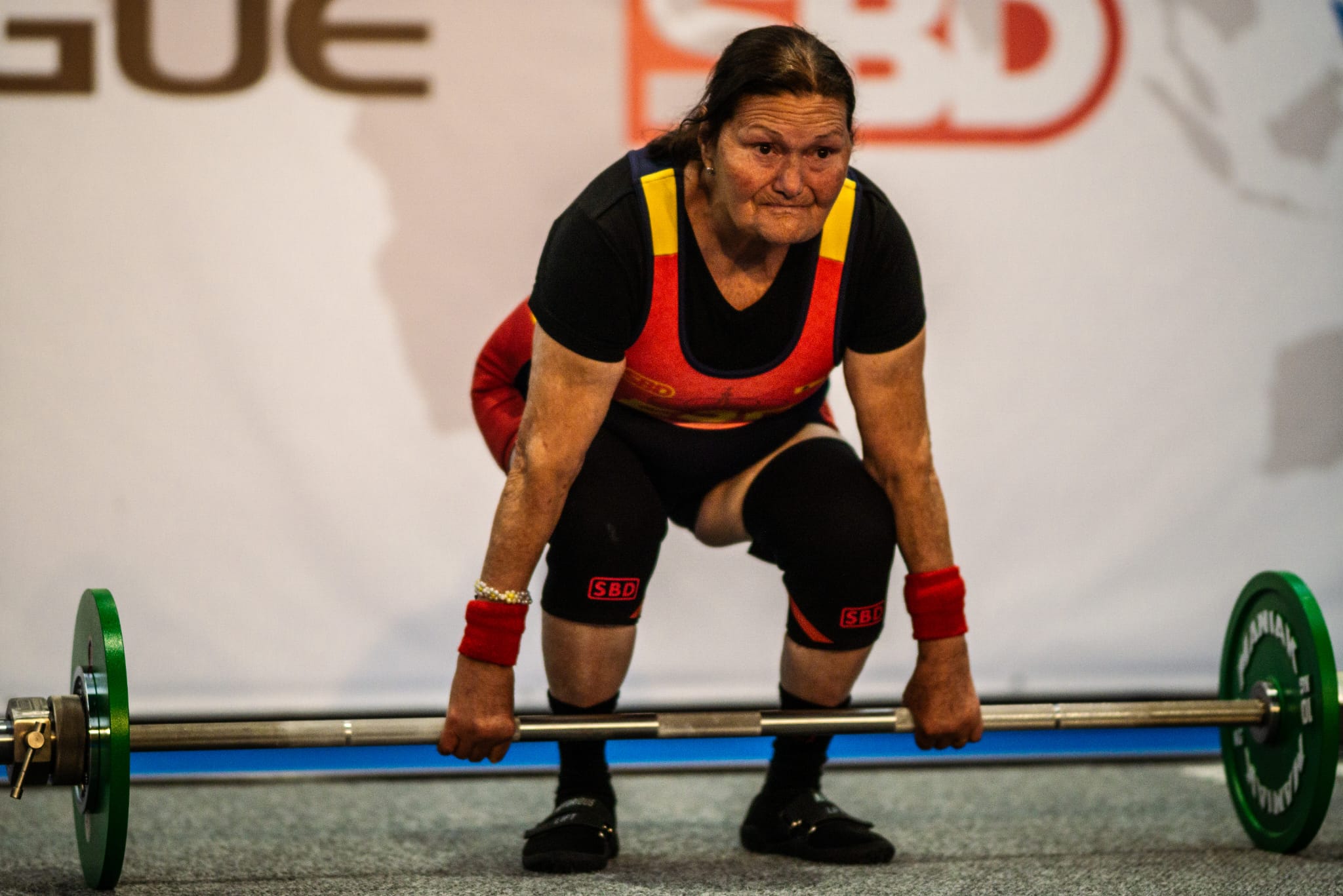 Miguelina Padrón, la abuela más fuerte de Canarias, gana el bronce en el European Masters Classic Powerlifting