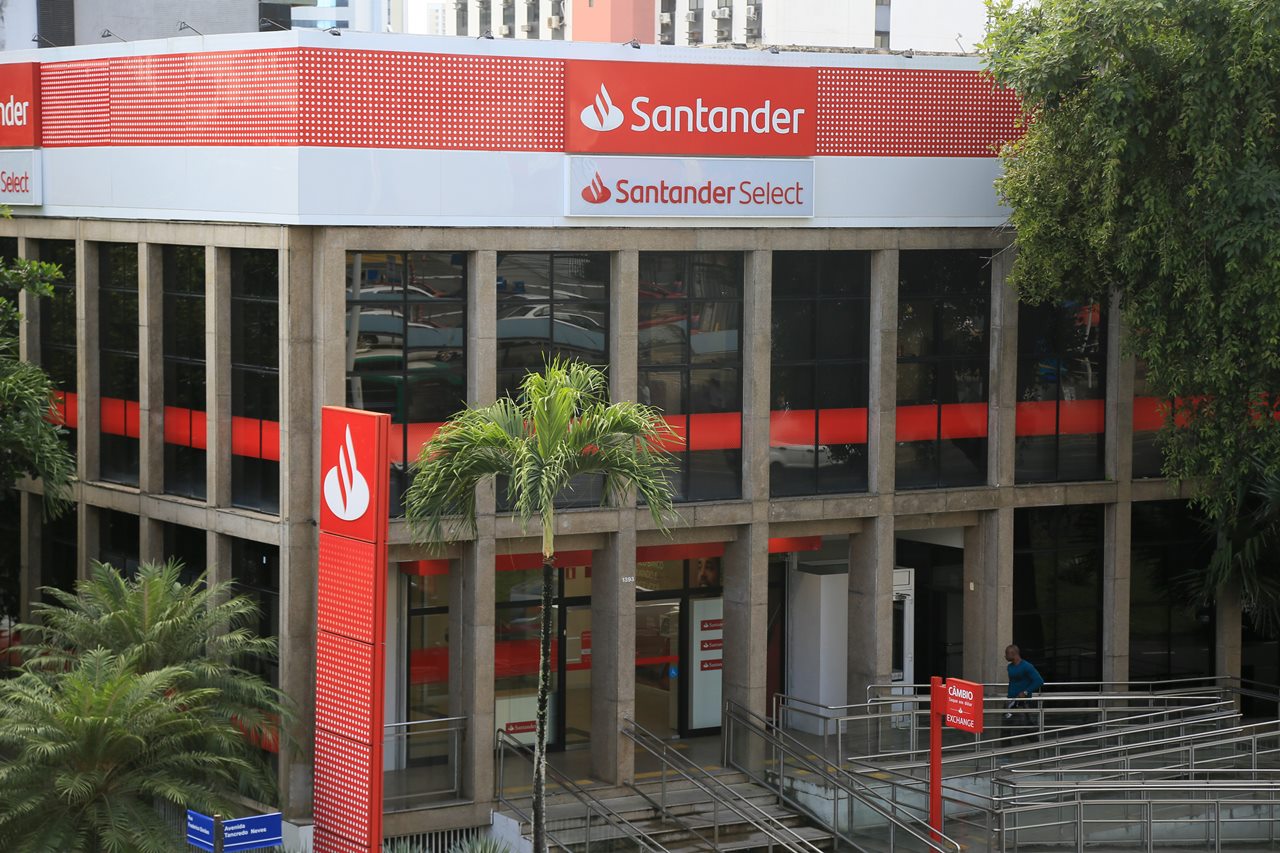 Si eres cliente del Banco Santander tus datos han sido expuestos