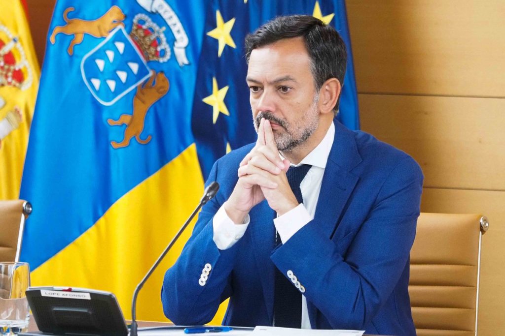 Lope Afonso pide a los dirigentes del CD Tenerife que estén “a la altura” de la sociedad