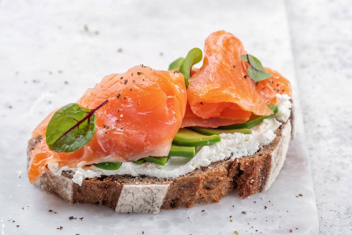 Alerta alimentaria en Canarias por presencia de listeria en salmón ahumado vendido en Lidl